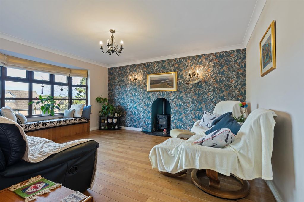 Additional image 5 of 4 bed detached house for sale16 Rowallane Dale, Saintfield BT24