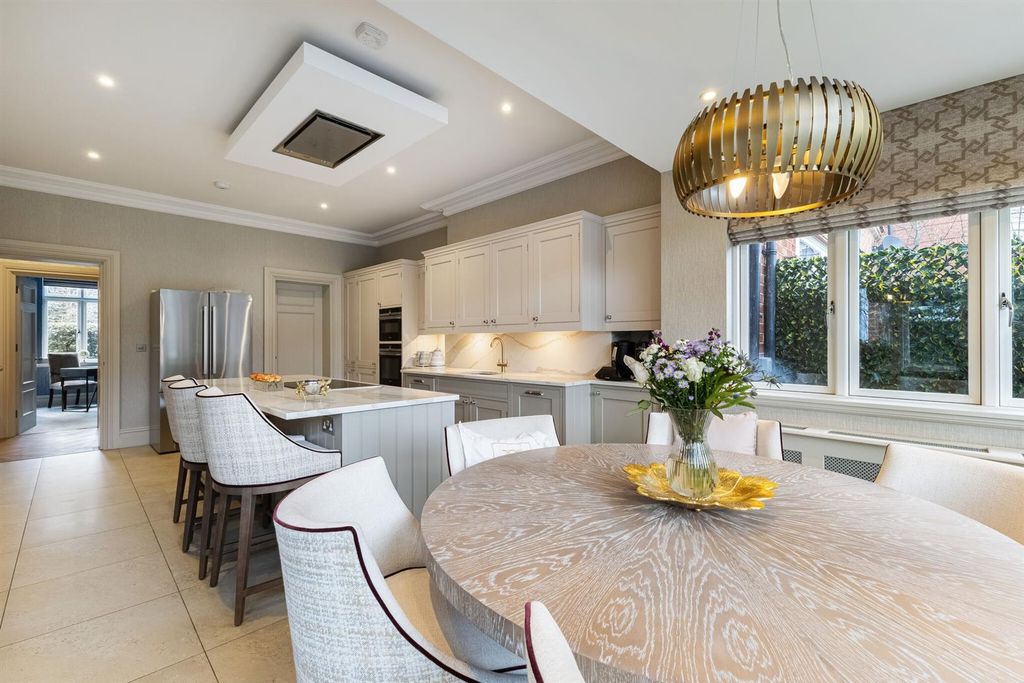 Additional image 14 of 5 bed terraced house for saleDrift Road, Winkfield, Windsor SL4
