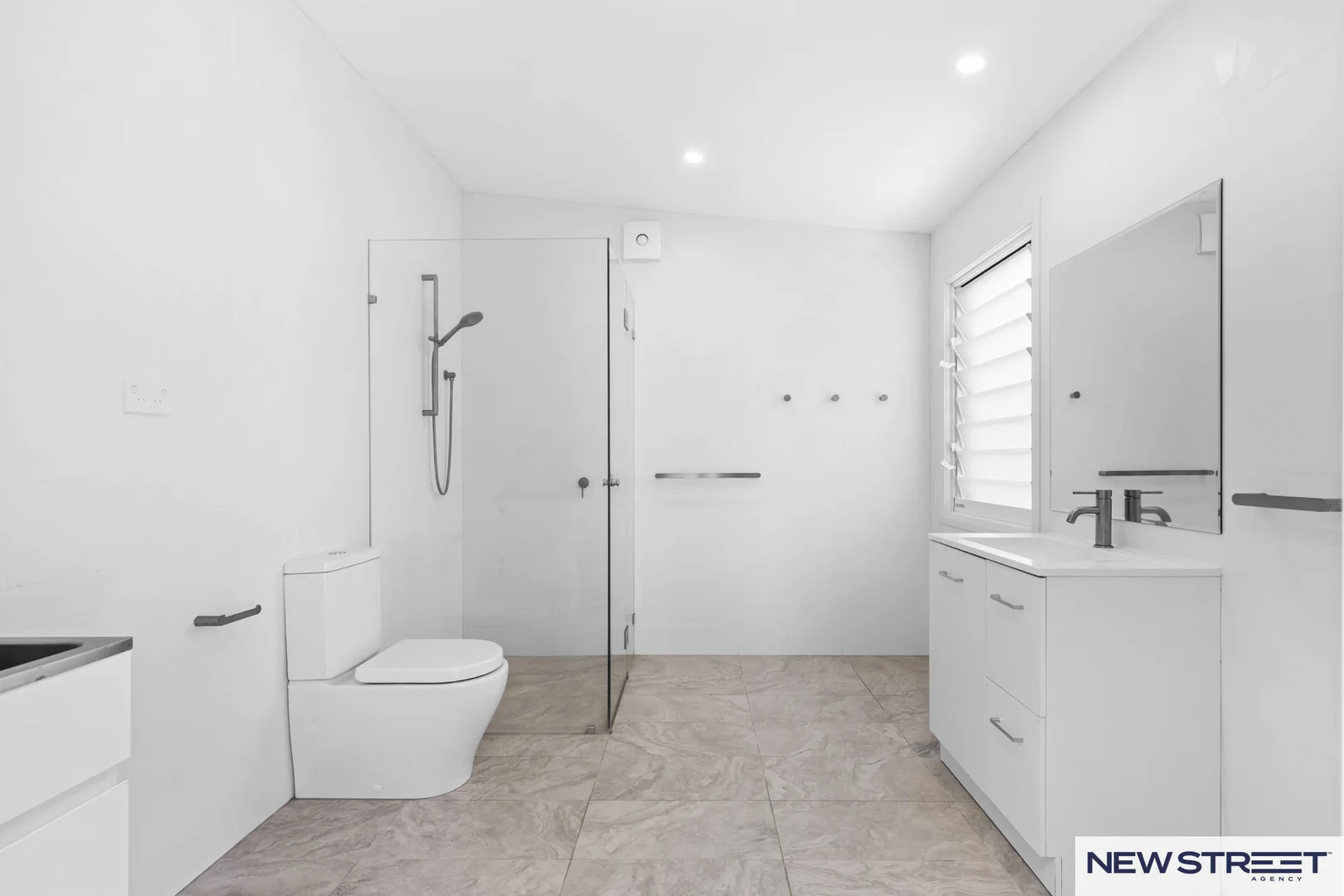 Additional image 13 of 31 Lake Road, Swansea NSW 2281