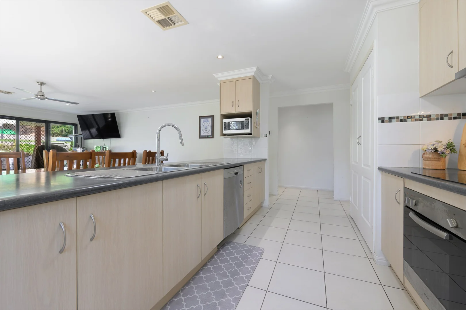 Additional image 4 of 14 Valley Vista Court, West Gladstone QLD 4680