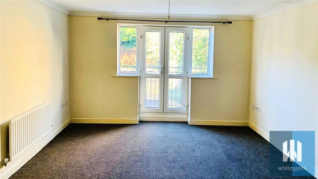 Additional image 3 of 2 bed flat for saleCroft Court, Mount Lane, Rastrick, Brighouse HD6