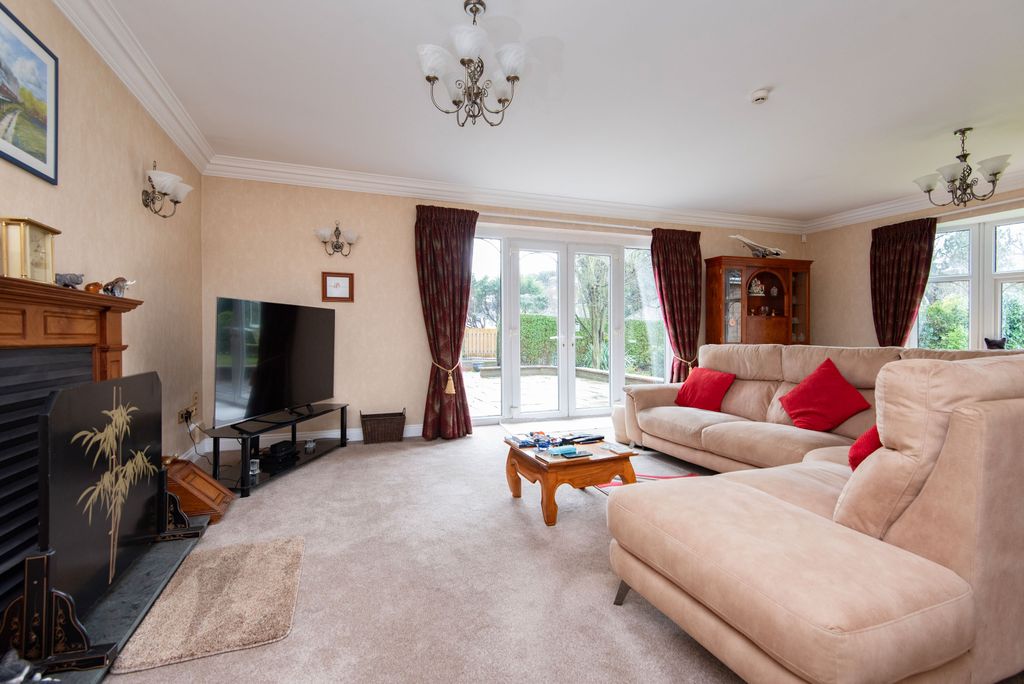 Additional image 9 of 5 bed detached bungalow for salePark Road, Boston PE21