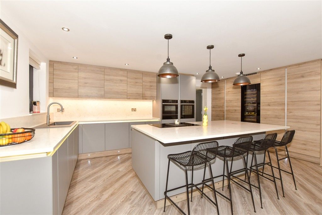 Additional image 4 of 7 bed detached house for saleHolland Close, Broadstairs, Kent CT10