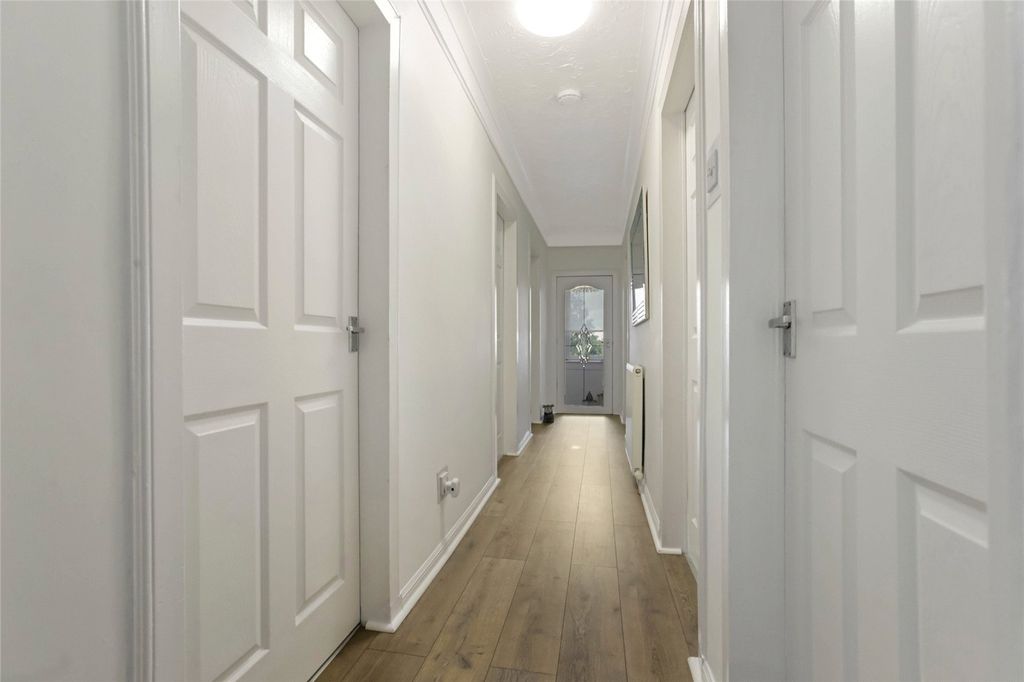 Additional image 3 of 4 bed flat for saleGartleahill, Airdrie, North Lanarkshire ML6