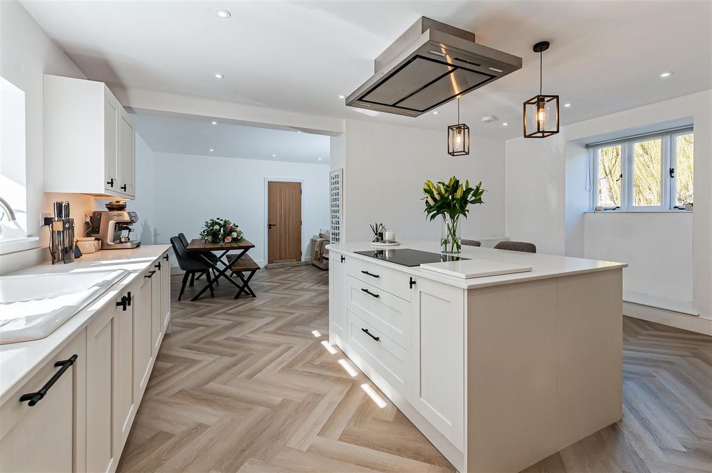 3 bed barn conversion for saleThe Old Barn, Westgate, North Newbald, York YO43 photo 3