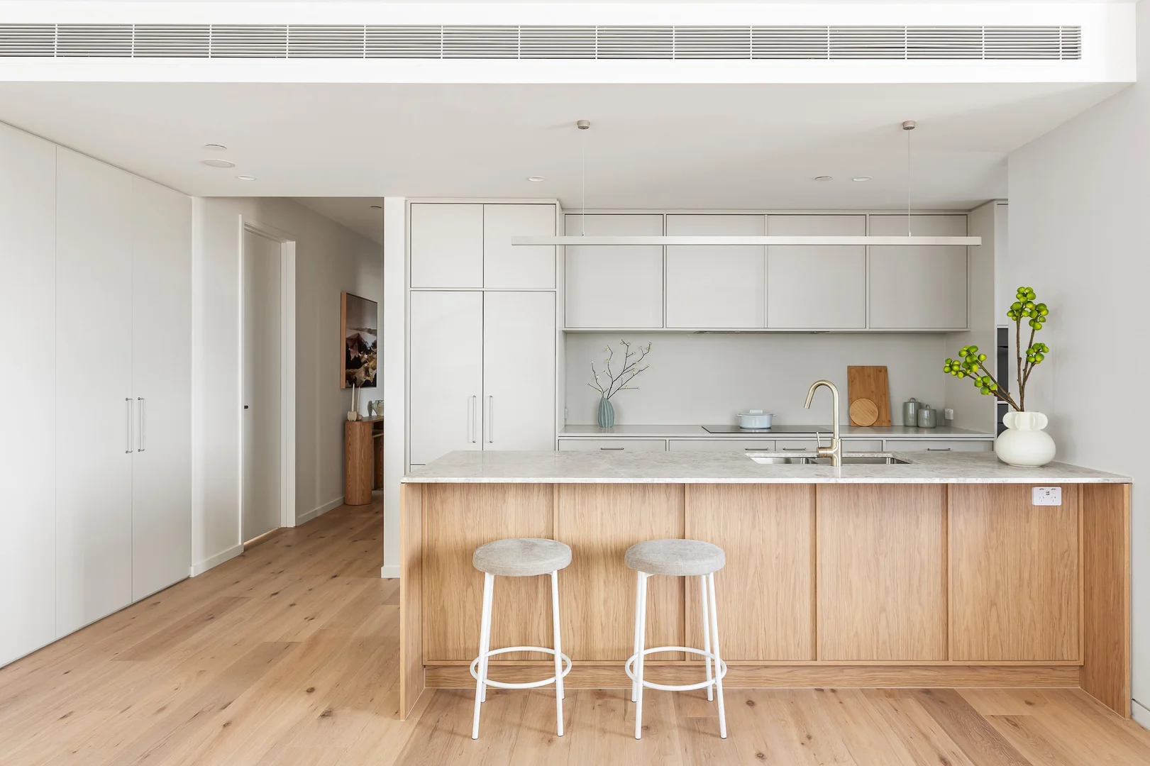 402/466 Hampton Street, Hampton VIC 3188 photo 5