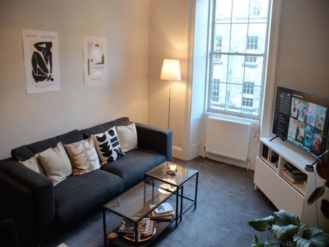 Lord Russell Place, Sciennes, Edinburgh EH9