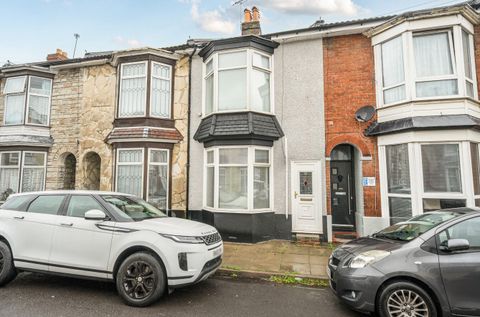 Cressy Road, Portsmouth, Hampshire PO2