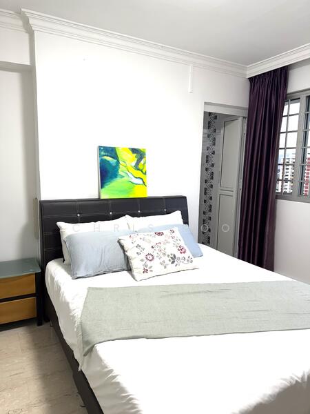 413 Pandan Gardens photo 2