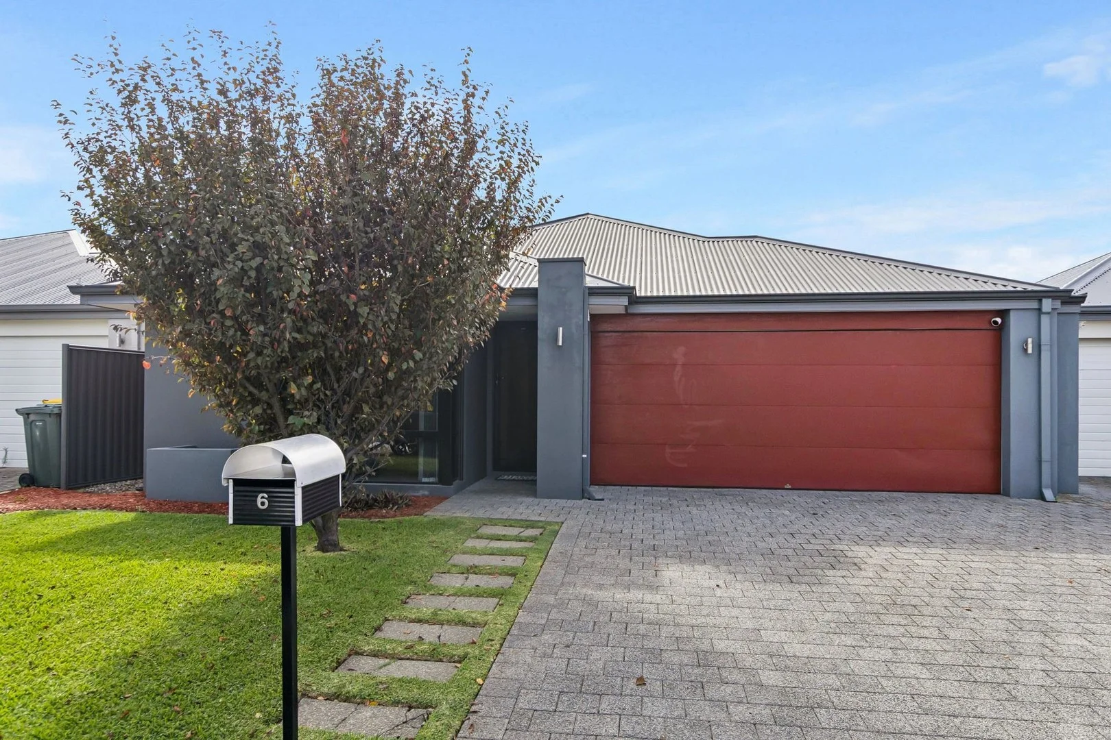 6 Belvide Way, Aveley WA 6069