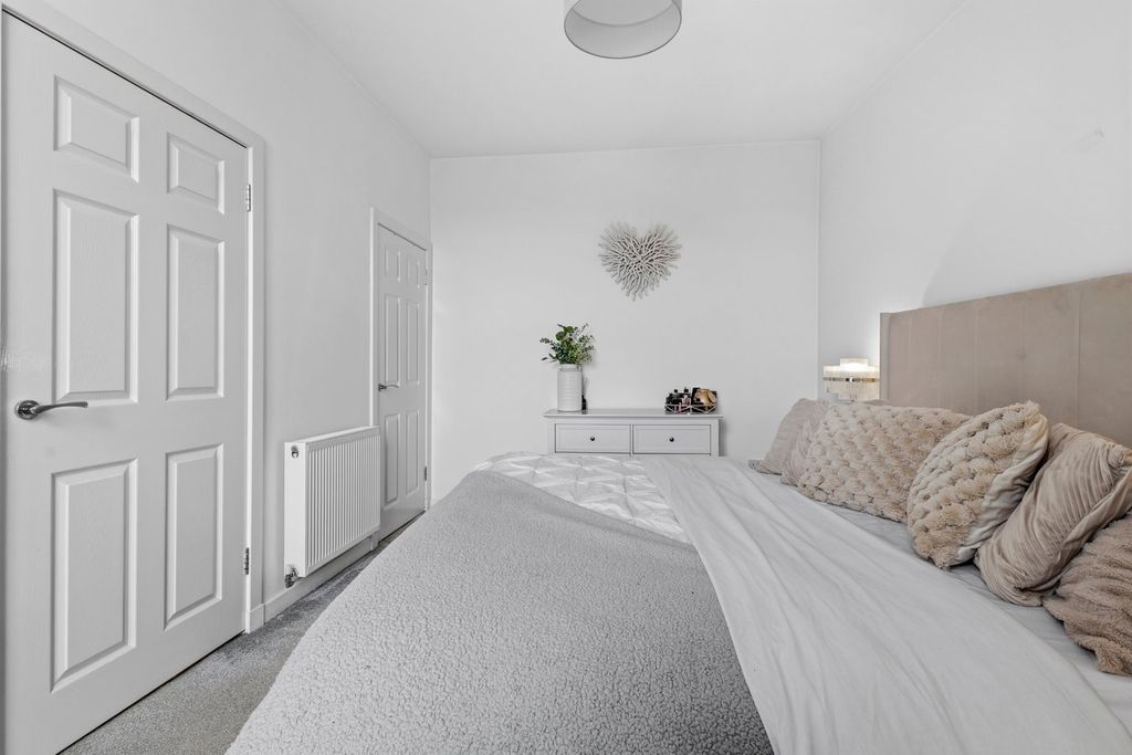 Additional image 9 of 3 bed flat for saleBridge Street, Galston KA4