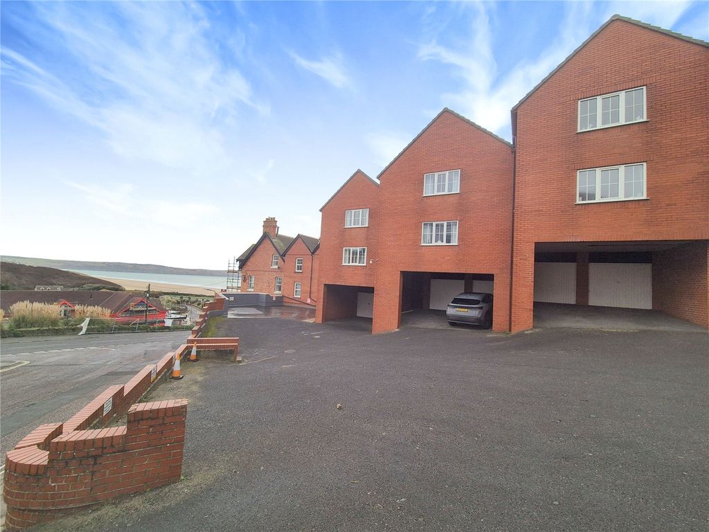 2 bed flat for saleBay View Road, Woolacombe, Devon EX34 photo 3