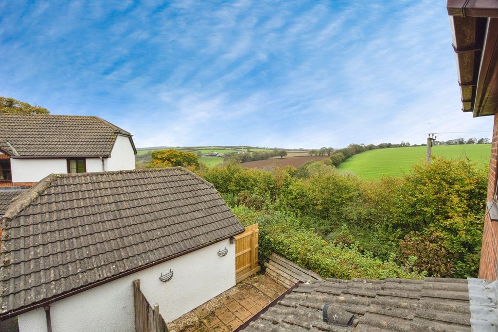 Additional image 2 of 4 bed detached house for saleRoseland Gardens, Bodmin, Cornwall PL31