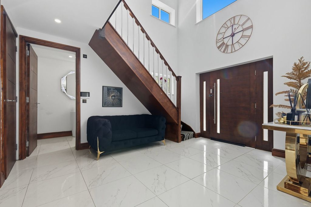 Additional image 7 of 7 bed detached house for saleWidworthy Hayes, Hutton Mount, Brentwood CM13
