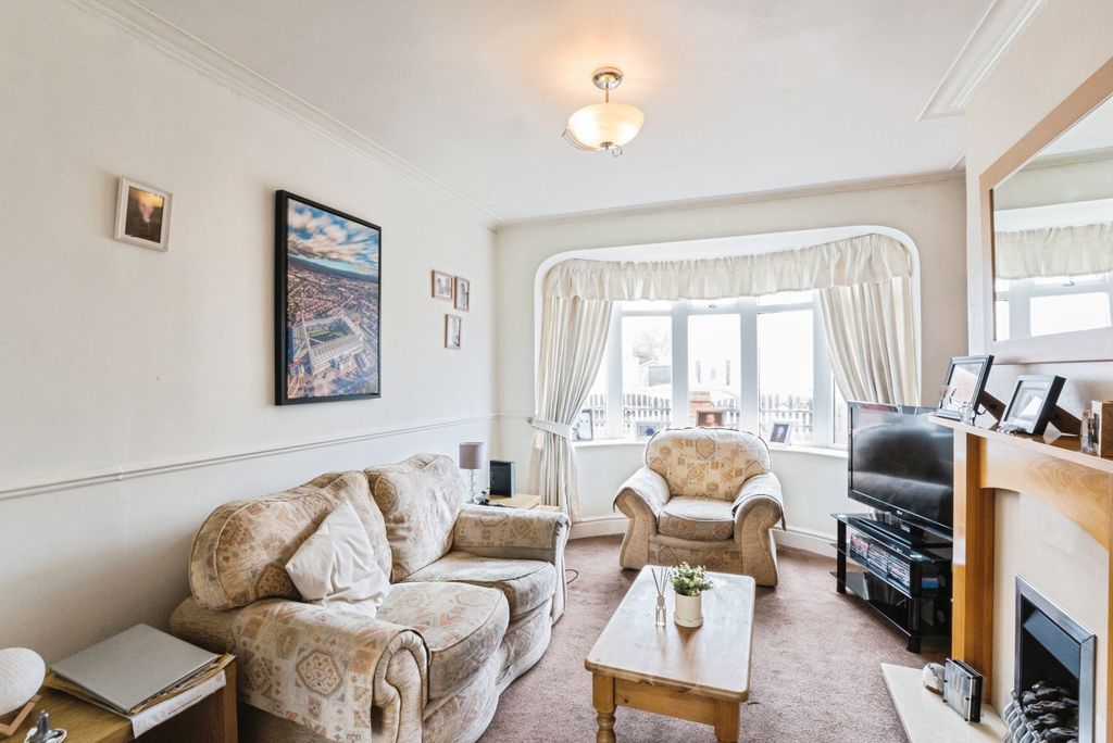 Additional image 4 of 3 bed semi-detached house for saleLyddesdale Avenue, Thornton-Cleveleys FY5