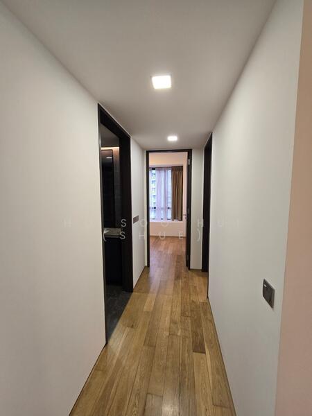 8 Enggor Street photo 2