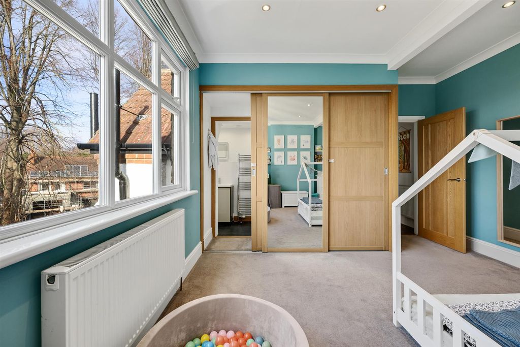 Additional image 16 of 3 bed flat for saleHomefield Road, Bromley BR1