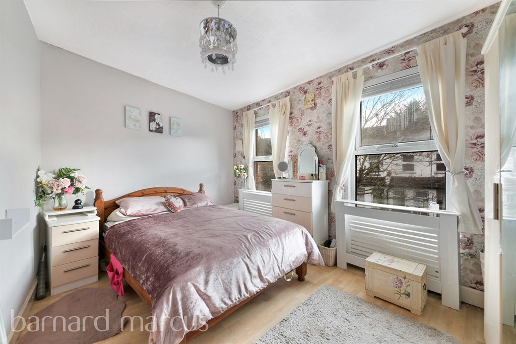 Additional image 9 of 2 bed end terrace house for salePemdevon Road, Croydon CR0