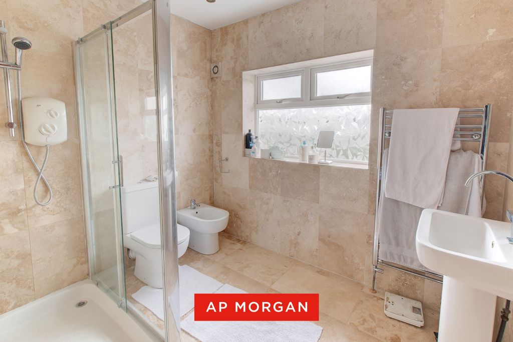 Additional image 15 of 4 bed detached house for saleVictoria Road, Bromsgrove, Worcestershire B61