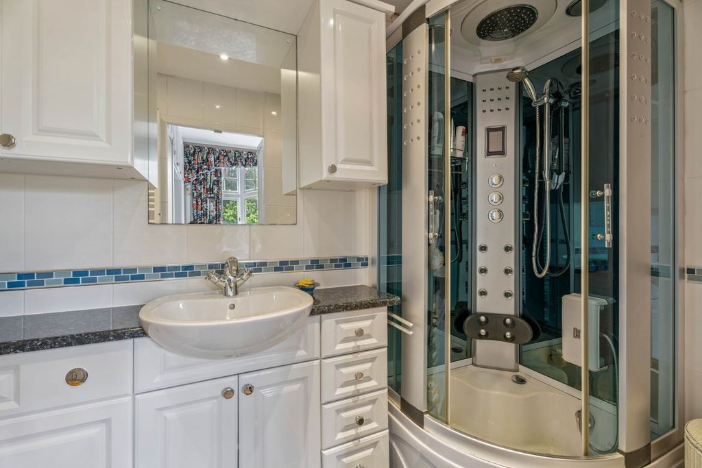Additional image 36 of 7 bed property for saleStewkley Road, Soulbury LU7