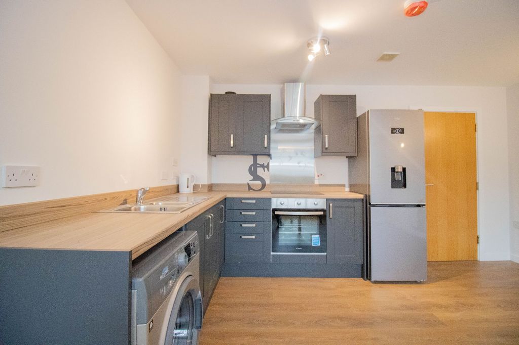 Additional image 2 of 2 bed flat for saleAlexandra House, Rutland Street, Leicester LE1