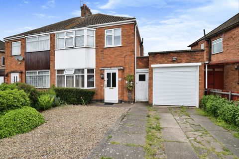 Lambourne Road, Birstall, Leicester, Leicestershire LE4