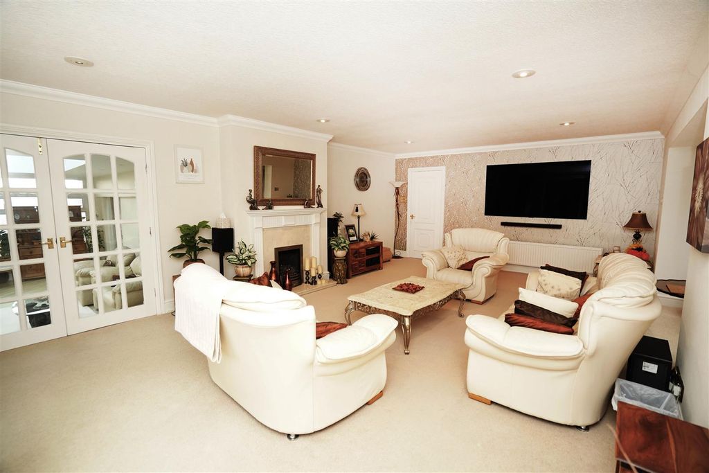 Additional image 2 of 5 bed detached house for saleFoxholes Road, Horwich, Bolton BL6