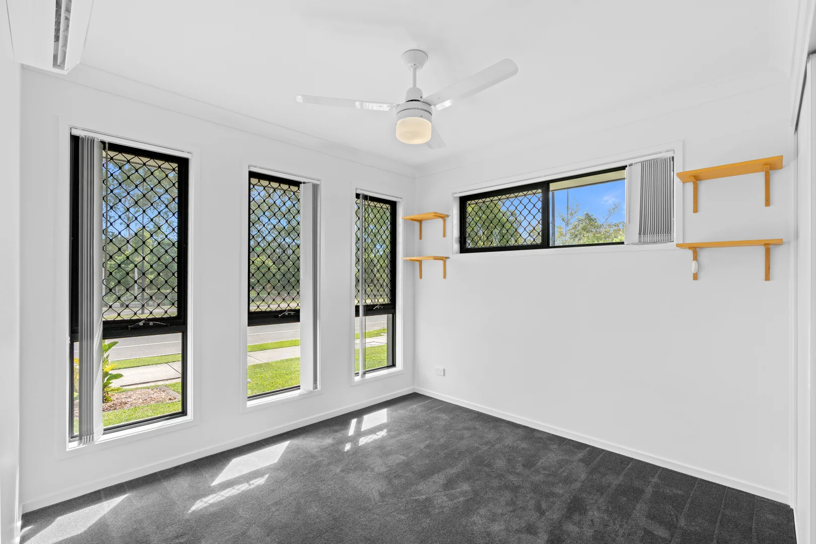 Additional image 2 of 16 Bloomfield Esplanade, South Maclean QLD 4280
