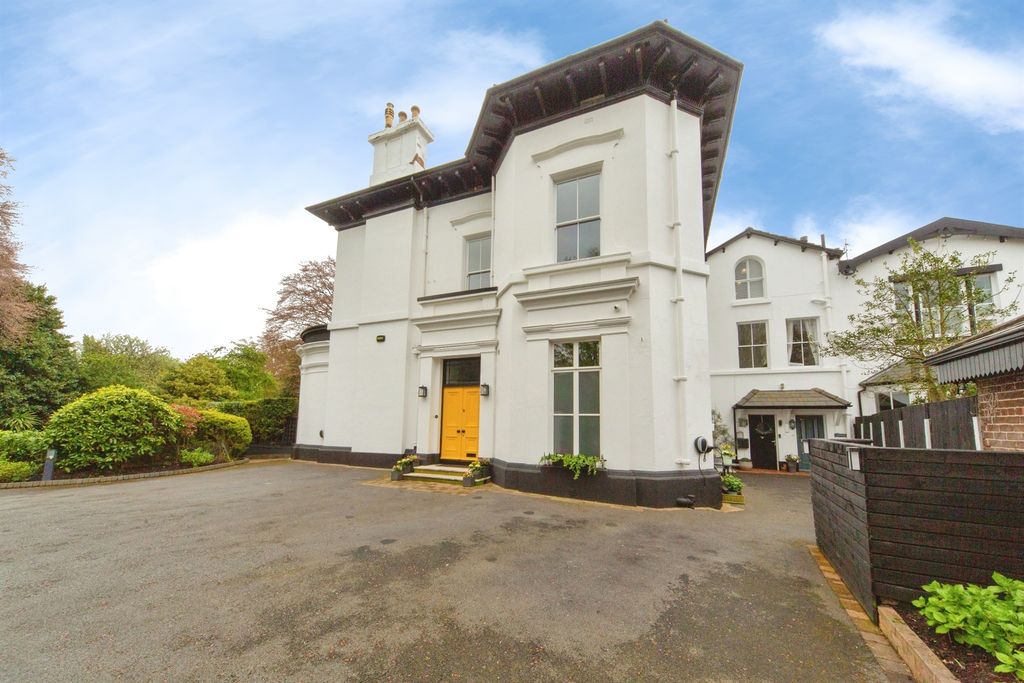 4 bed maisonette for saleFulwood Park, Liverpool L17