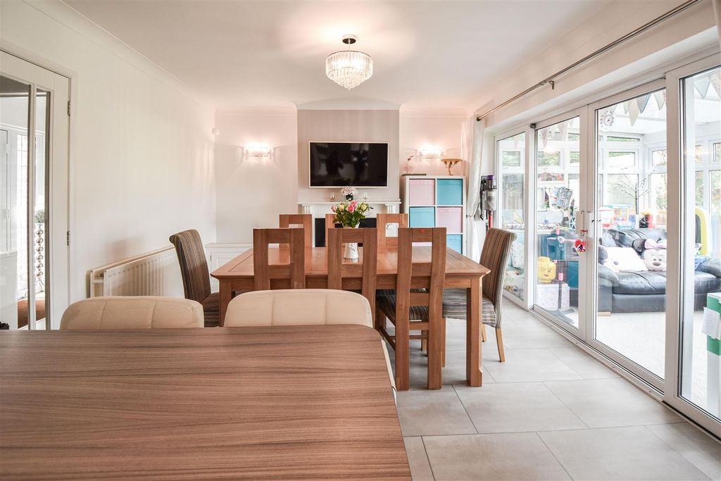 Additional image 5 of 4 bed detached house for saleThe Gardens, Doddinghurst, Brentwood CM15