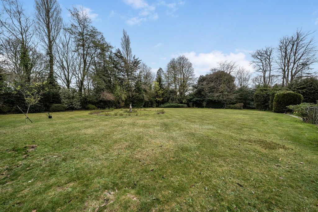 Additional image 12 of 2 bed flat for saleManchester Road, Sway, Lymington SO41