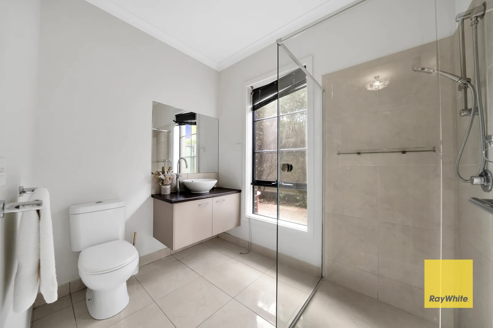Additional image 12 of 32 Botanical Drive, Caroline Springs VIC 3023