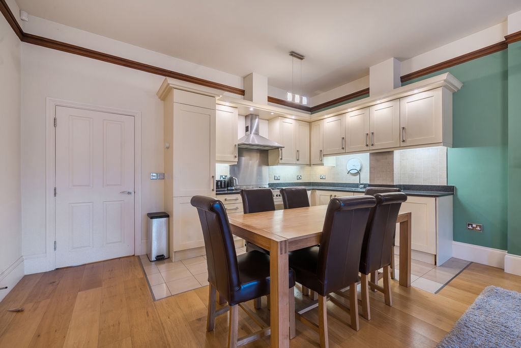 Additional image 8 of 2 bed flat for saleRodway Road, Bromley BR1