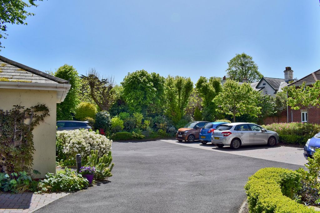 Additional image 6 of 1 bed flat for saleTylers Close, Lymington, Lymington SO41