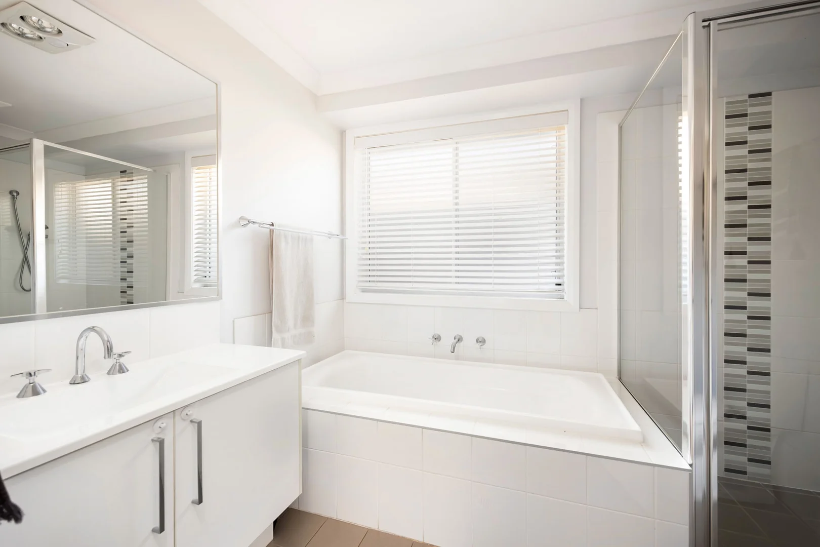 Additional image 7 of 6 Tanner Close, Spring Farm NSW 2570