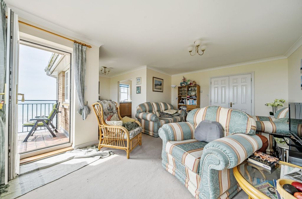 Additional image 4 of 2 bed flat for saleThompson Road, Bognor Regis PO22