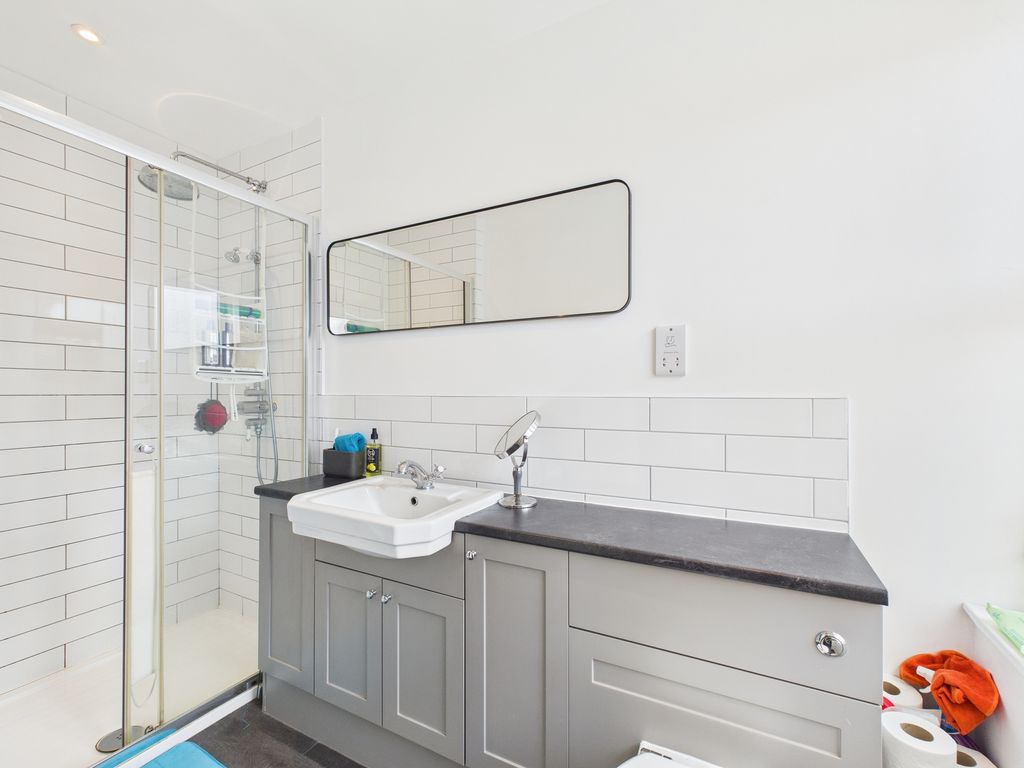 Additional image 18 of 5 bed semi-detached house for saleTaunton Road, Bridgwater TA6