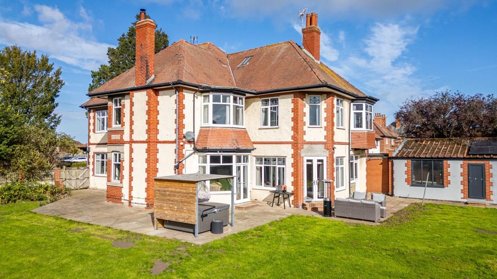 Additional image 31 of 6 bed detached house for saleKingsgate, Bridlington YO15