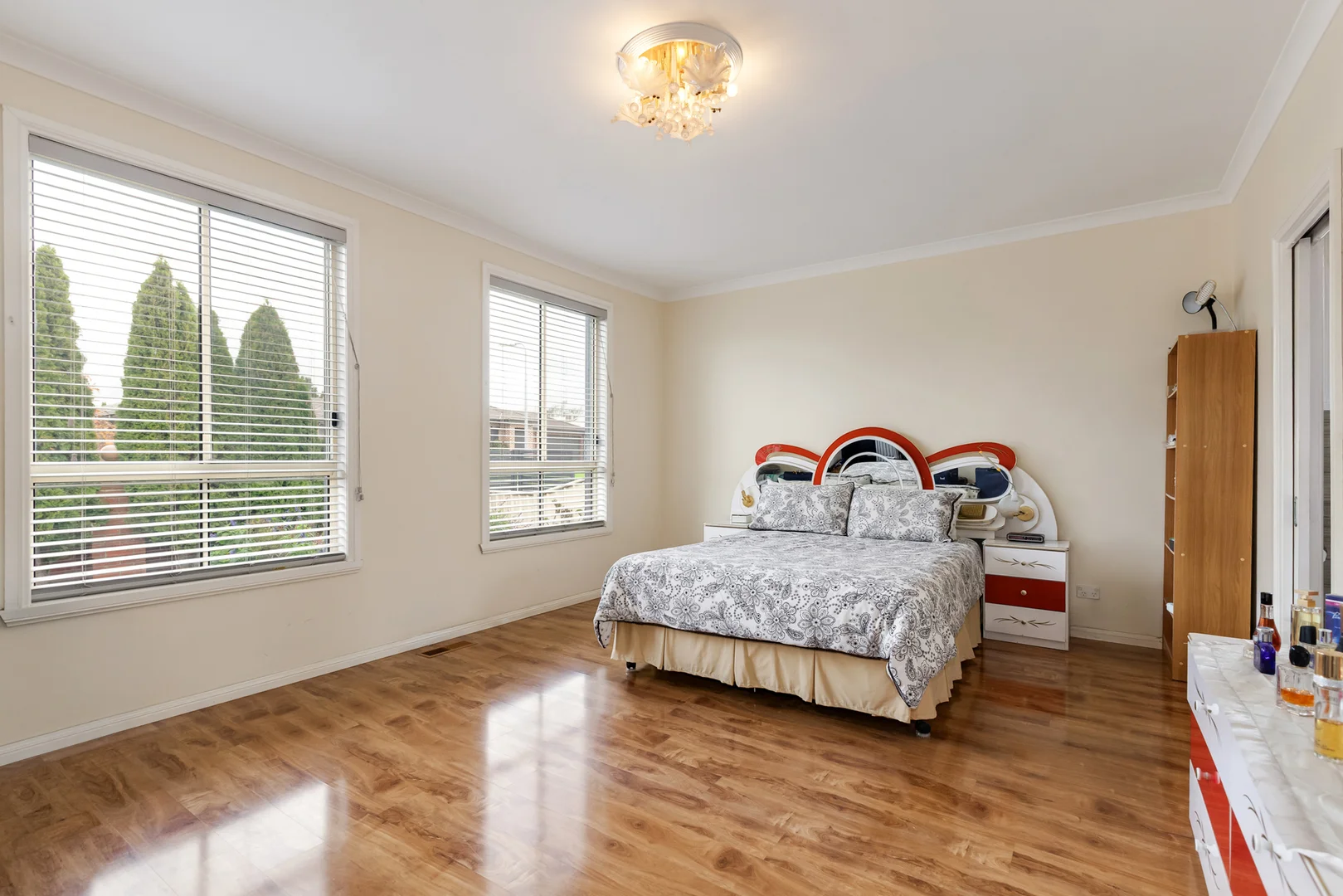 12 Chrystobel Way, Kilmore VIC 3764 photo 2