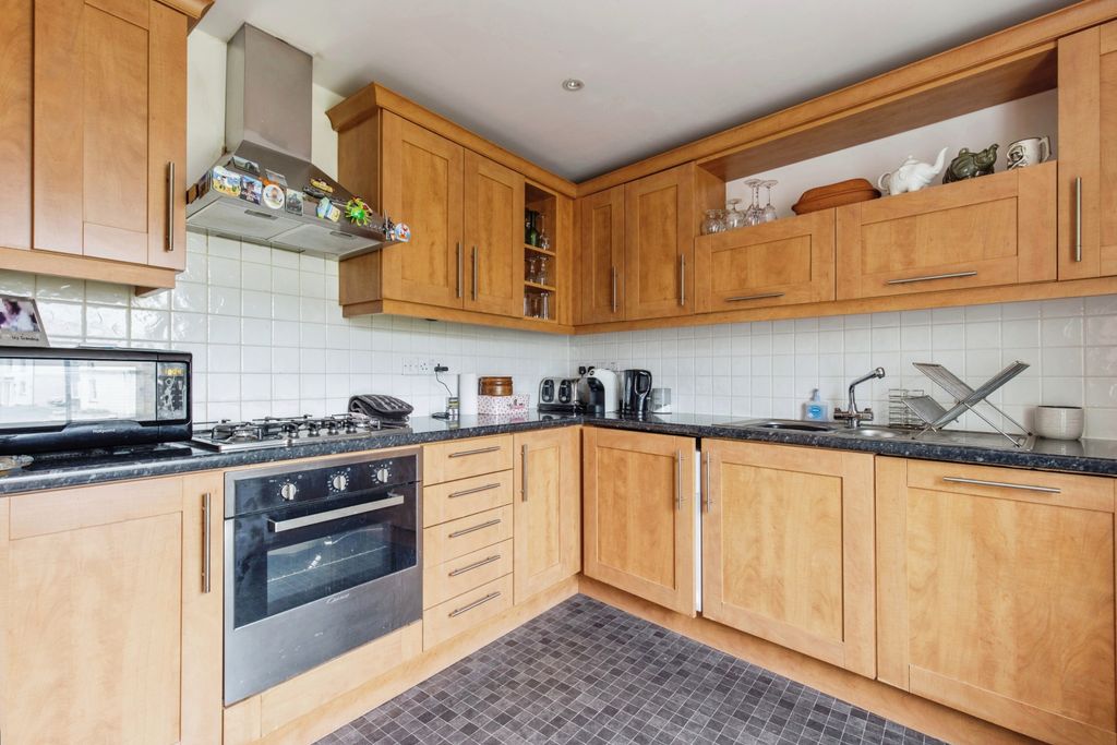Additional image 3 of 3 bed flat for saleRoyffe Way, Bodmin, Cornwall PL31