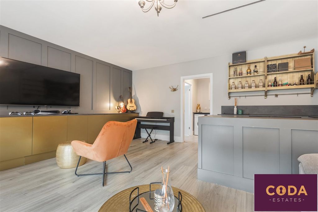 Additional image 25 of 5 bed detached house for saleNairn Drive, Bishopton PA7