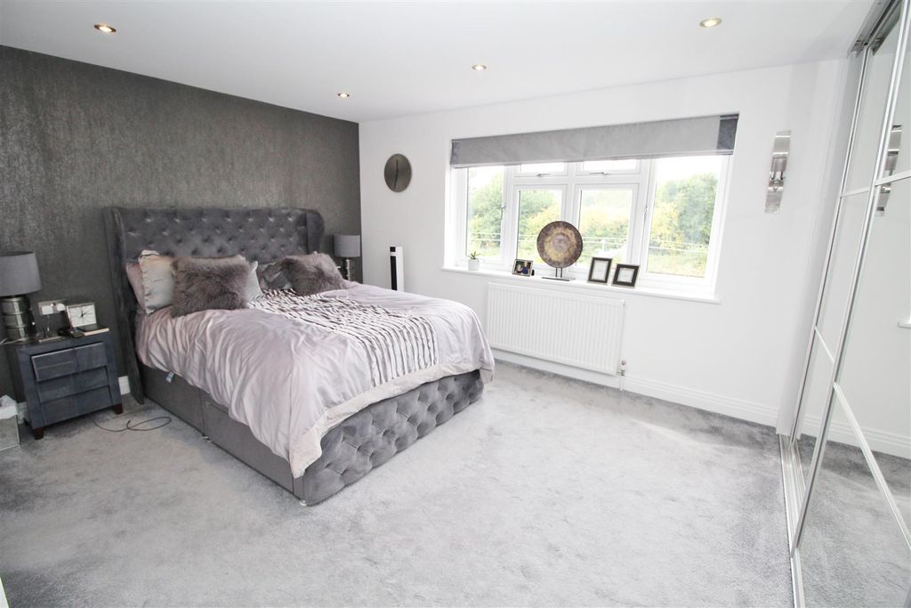 Additional image 10 of 4 bed semi-detached house for saleGables Avenue, Red Road, Borehamwood WD6