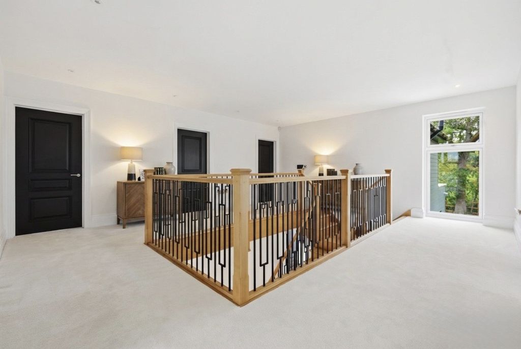Additional image 8 of 5 bed detached house for saleThe Sherwood, Doddinghurst, Brentwood CM15