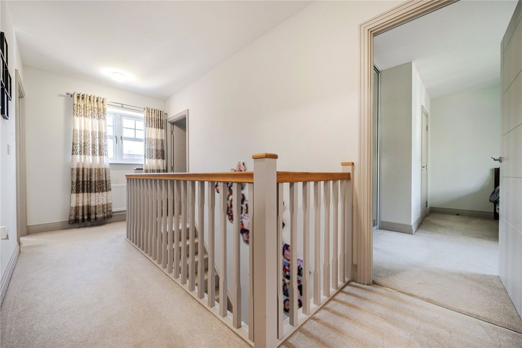 Additional image 17 of 4 bed detached house for saleGale Gardens, Hayley Green, Warfield, Bracknell RG42