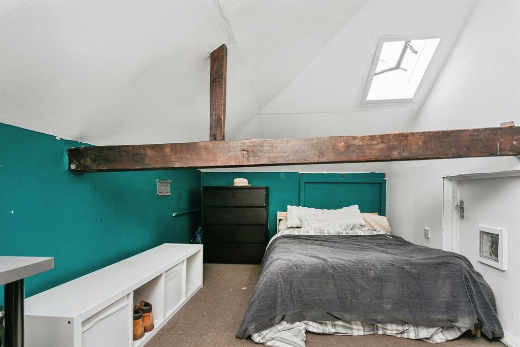 Additional image 12 of 3 bed flat for saleWest Street, Buckingham MK18