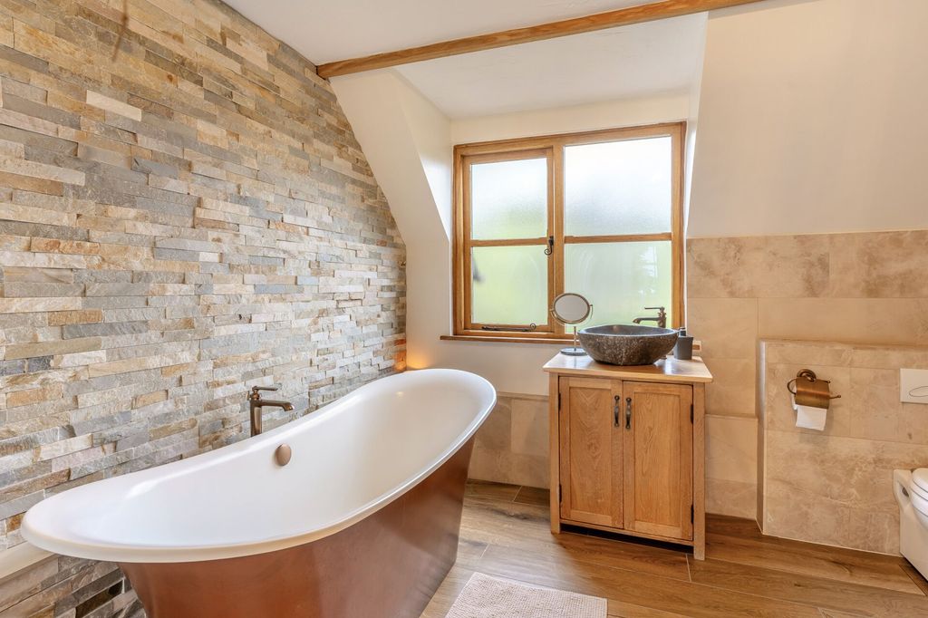 Additional image 14 of 6 bed detached house for saleThe Bryn, Pontllanfraith NP12