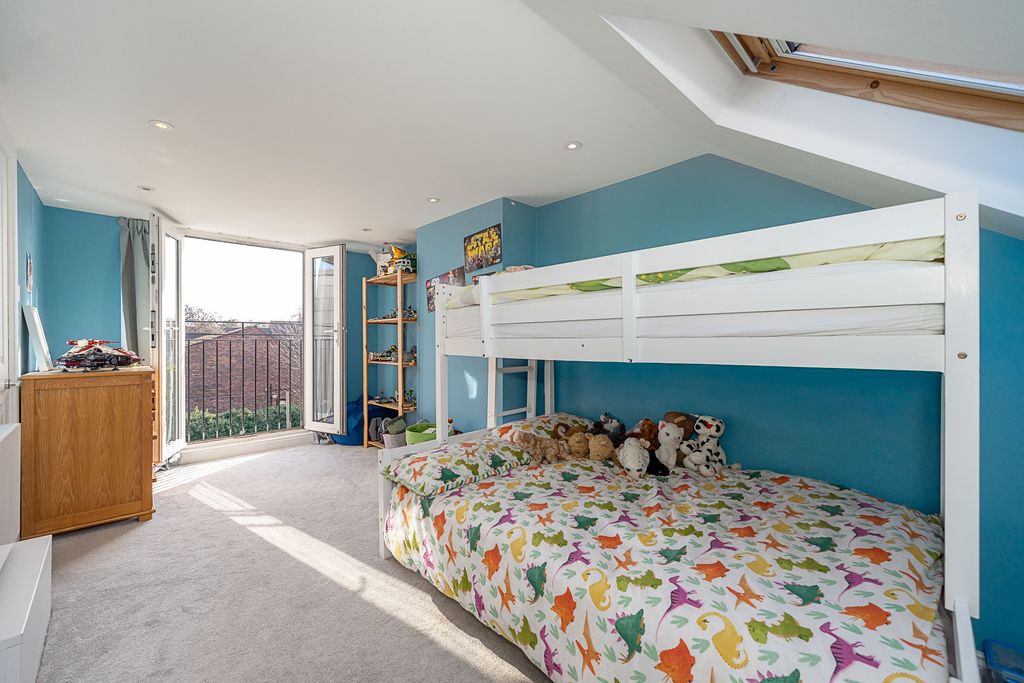 Additional image 17 of 4 bed detached house for saleYork Road, Brentford TW8
