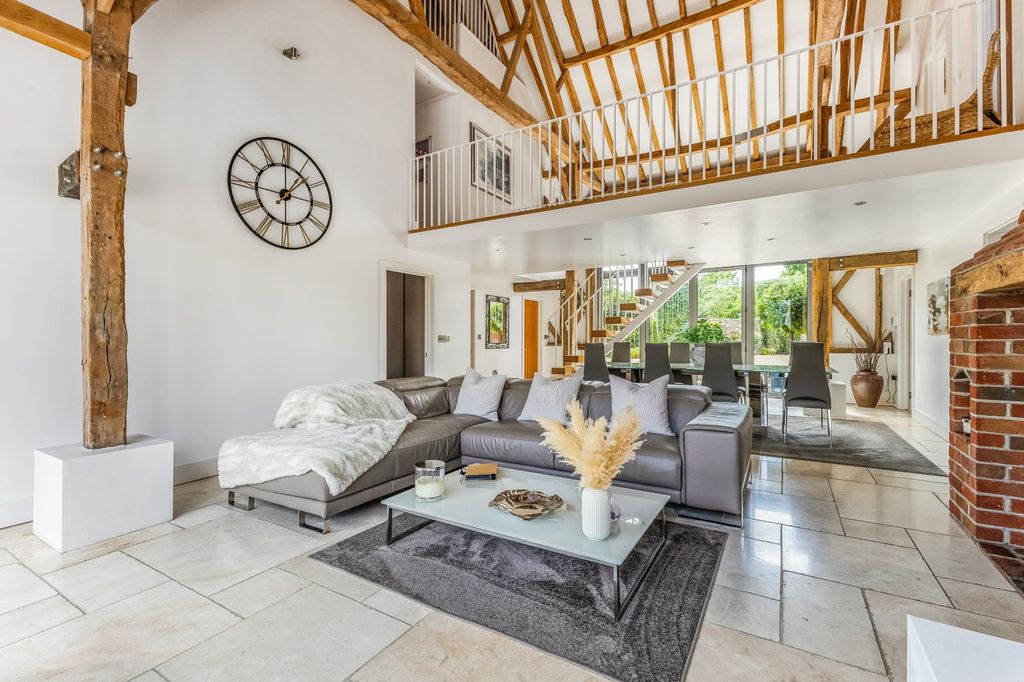 Additional image 4 of 5 bed detached house for saleHewarts Lane, Aldwick, West Sussex PO21