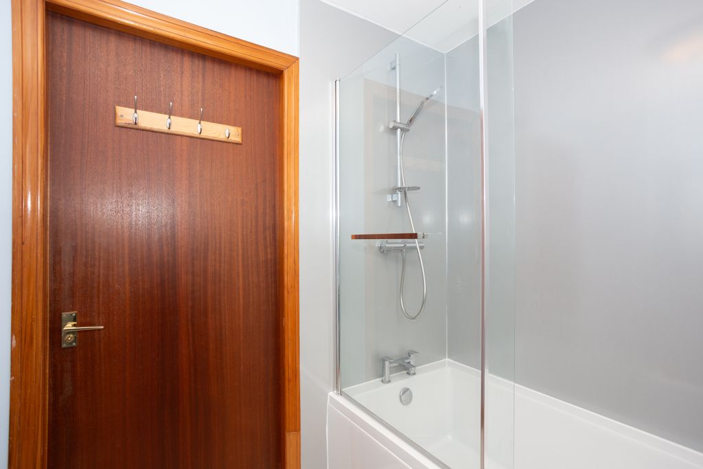 Additional image 19 of 2 bed flat for saleIngleston Place, Dumfries DG1