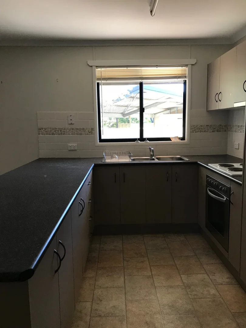 Additional image 2 of 1/212 Borilla Street, Emerald QLD 4720